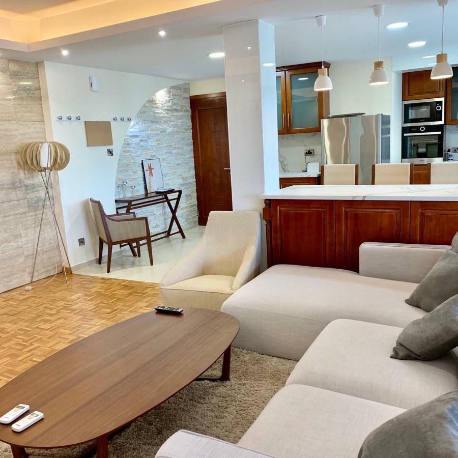 Modern 2 Bed Room Large Apartment Nicosia Exterior foto
